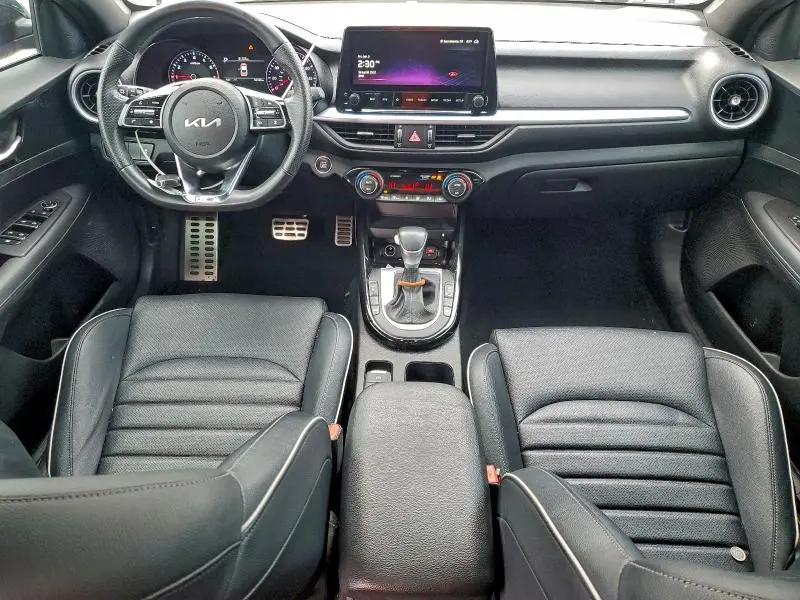 2023 KIA FORTE GT LINE  