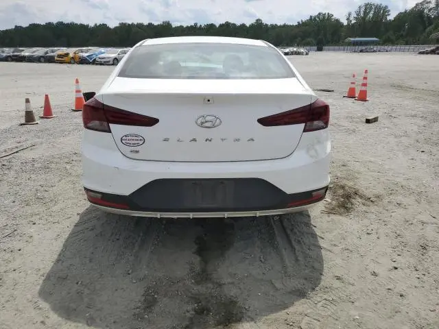 2020 HYUNDAI ELANTRA SE  