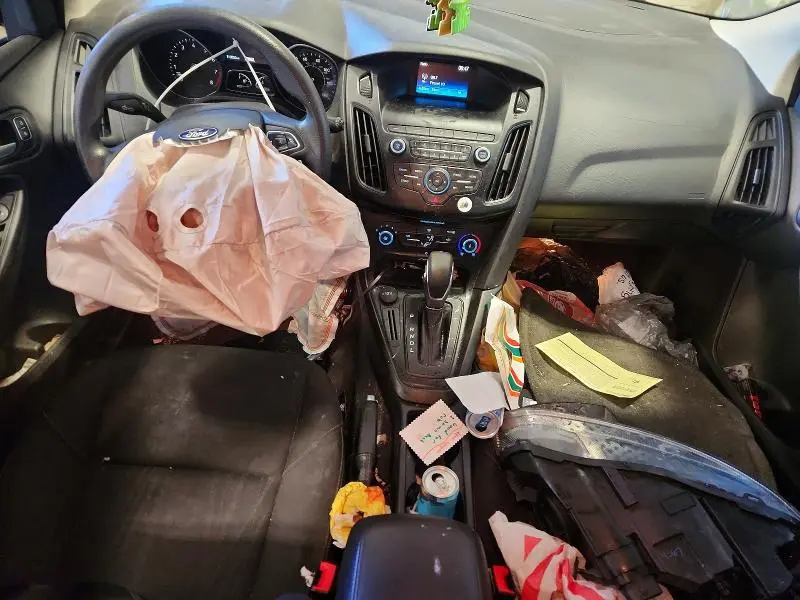 2018 FORD FOCUS SE  