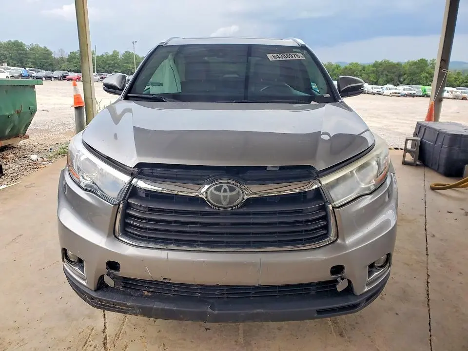 2016 TOYOTA HIGHLANDER   