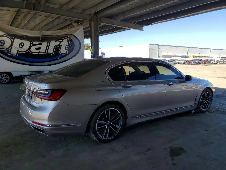2020 BMW 750 XI  