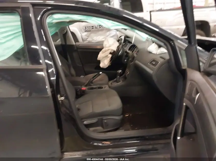 2018 VOLKSWAGEN GOLF  