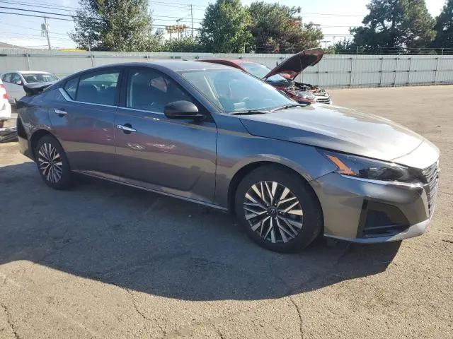 2024 NISSAN ALTIMA SV