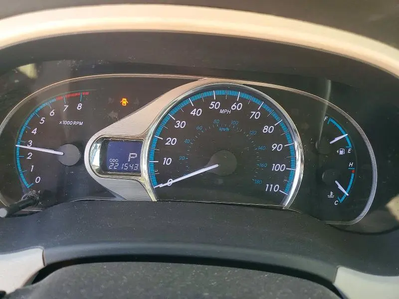 2011 TOYOTA SIENNA XLE 8-PASSENGER  
