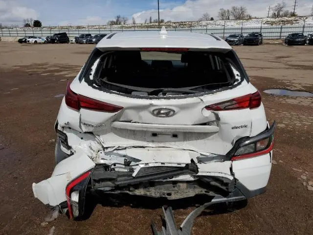 2023 HYUNDAI KONA SE  