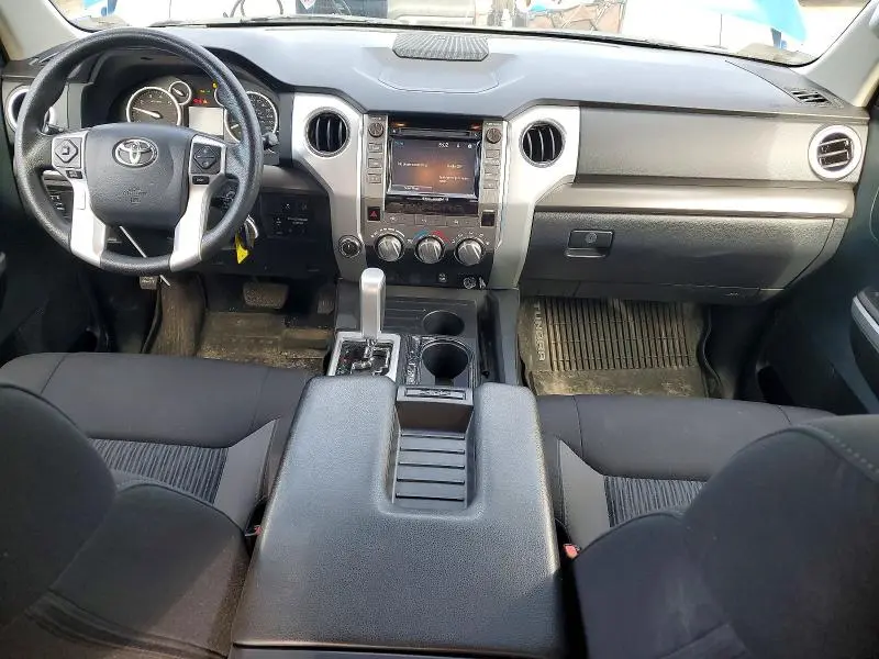 2016 TOYOTA TUNDRA SR5  