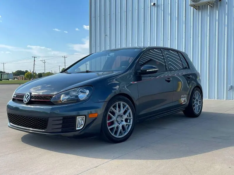 2013 VOLKSWAGEN GTI   