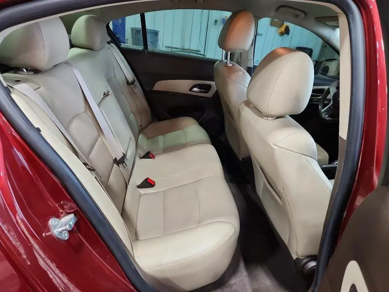 2015 CHEVROLET CRUZE LT  