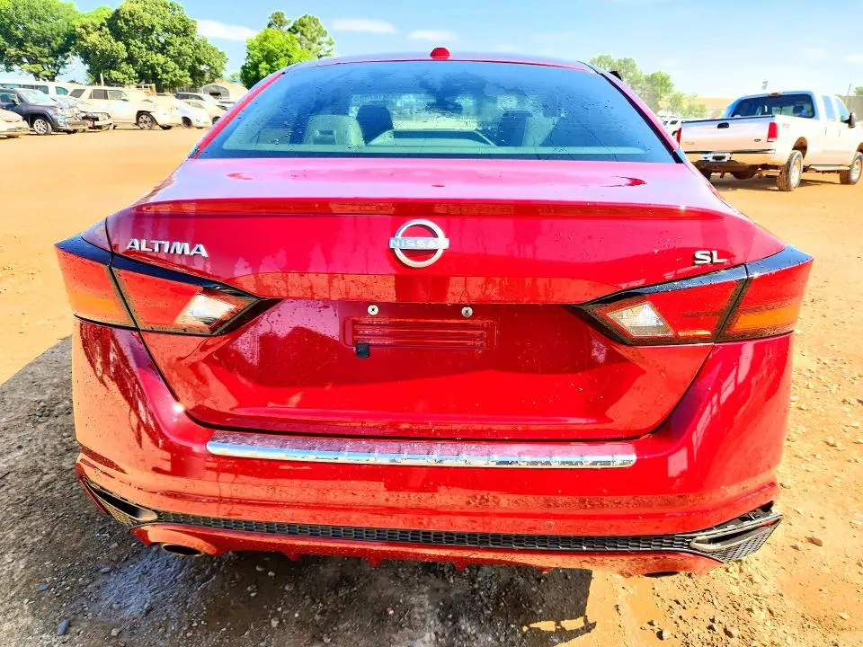 2023 NISSAN ALTIMA SL  