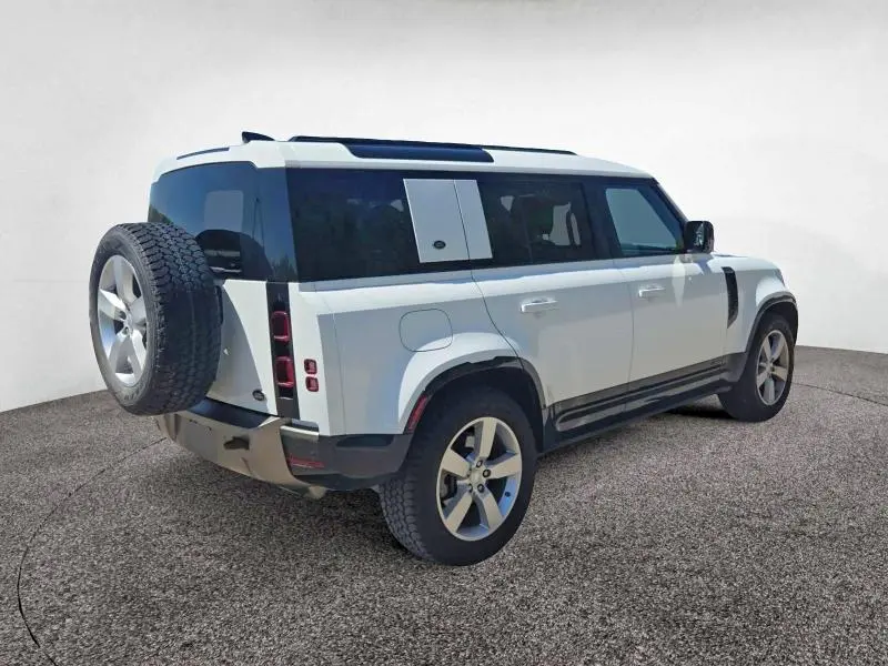 2021 LAND ROVER DEFENDER 110 X-DYNAMIC HSE  