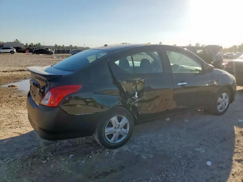 2019 NISSAN VERSA S  