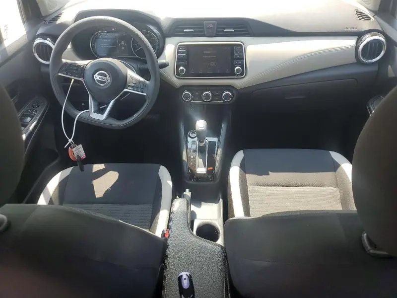 2020 NISSAN VERSA SV  