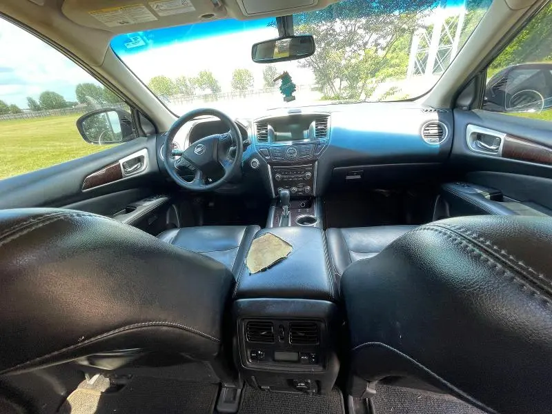 2015 NISSAN PATHFINDER SL  