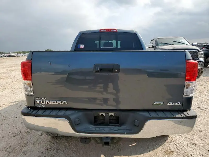 2010 TOYOTA TUNDRA DOUBLE CAB SR5  