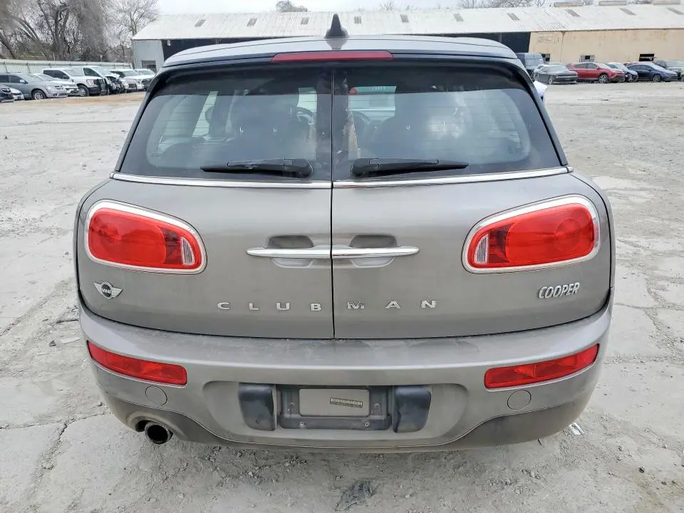 2017 MINI COOPER CLUBMAN  