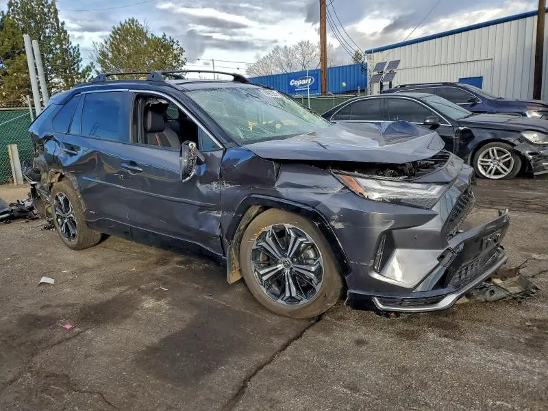 2025 TOYOTA RAV4 XSE  