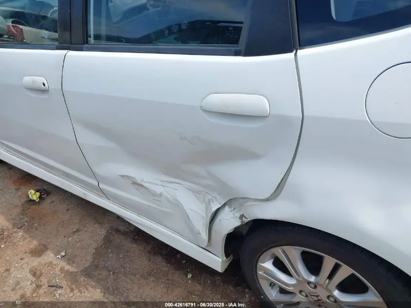 2010 HONDA FIT SPORT