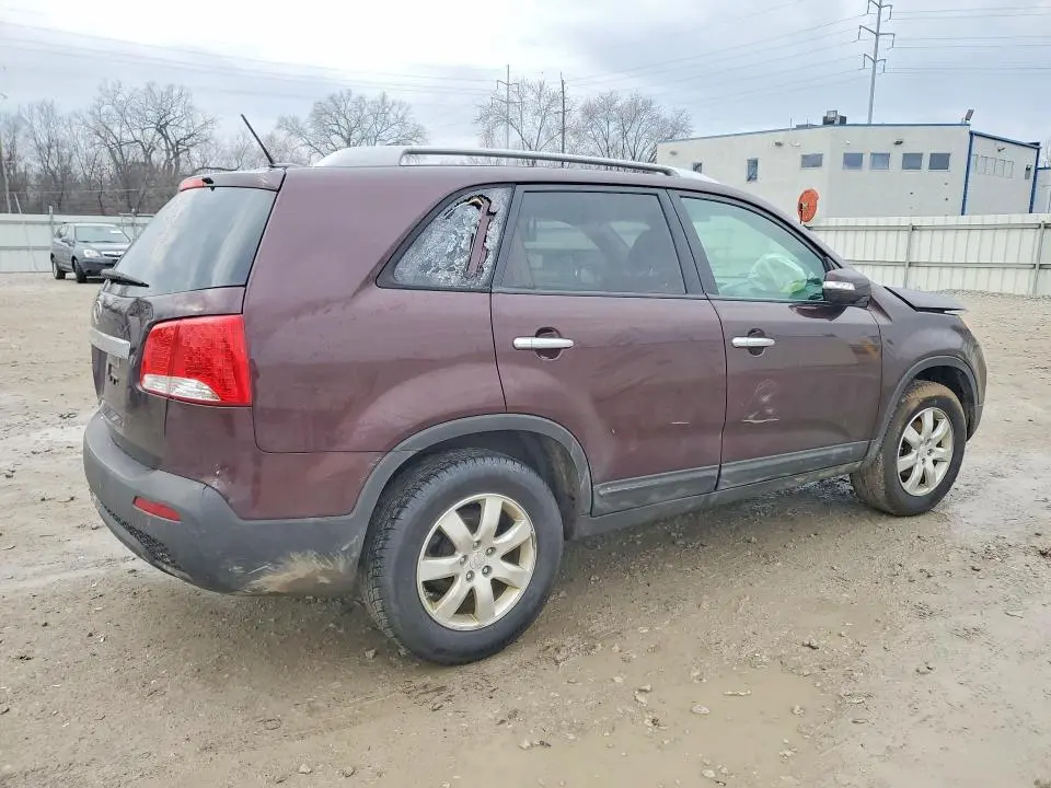 2011 KIA SORENTO LX  