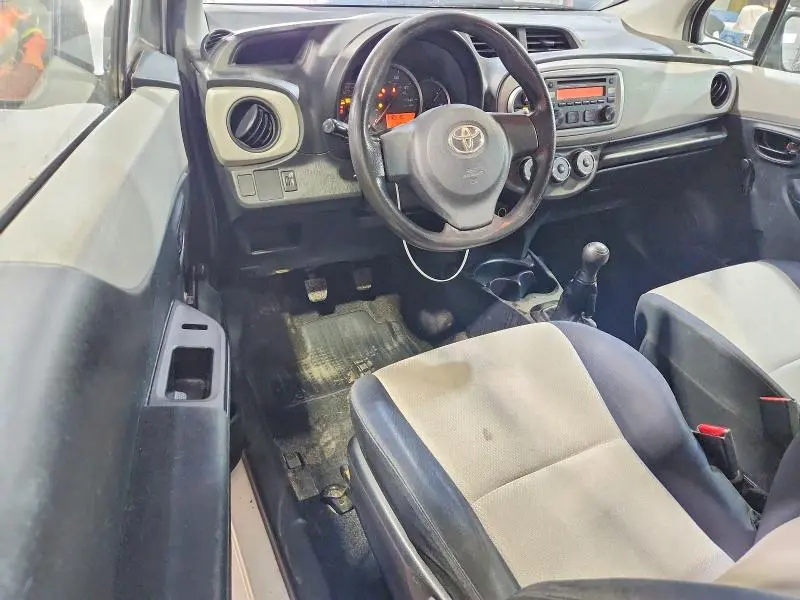 2012 TOYOTA YARIS 3-DOOR L  