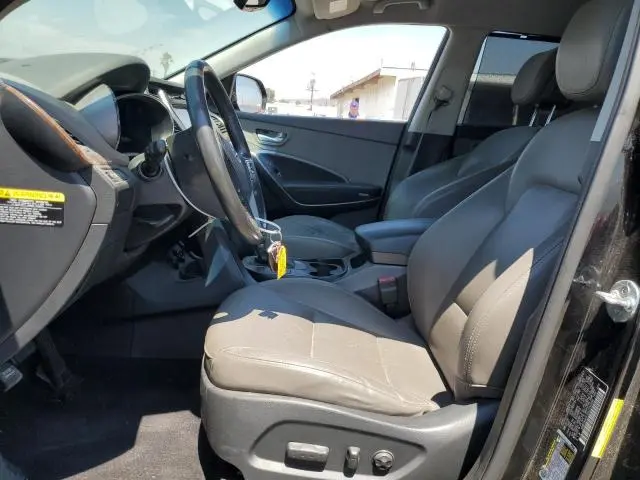 2017 HYUNDAI SANTA FE SE  
