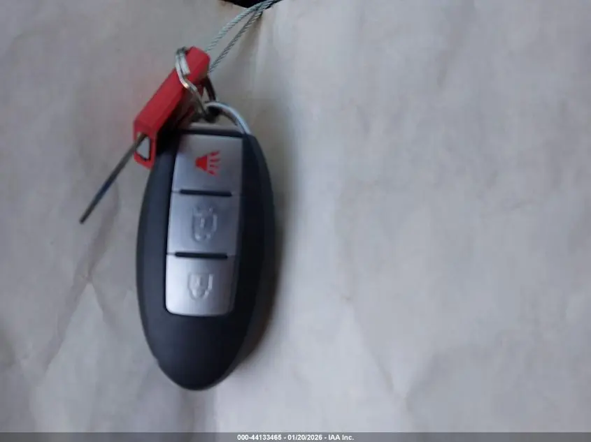 2011 NISSAN ROGUE SV