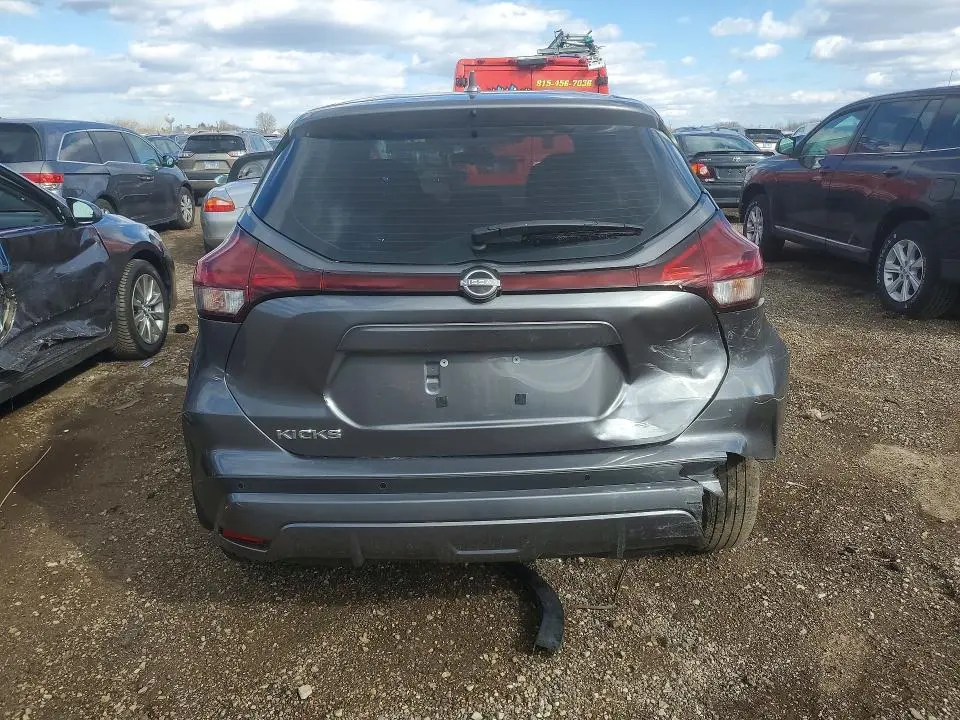 2023 NISSAN KICKS S  
