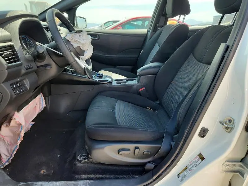 2023 NISSAN LEAF SV PLUS  