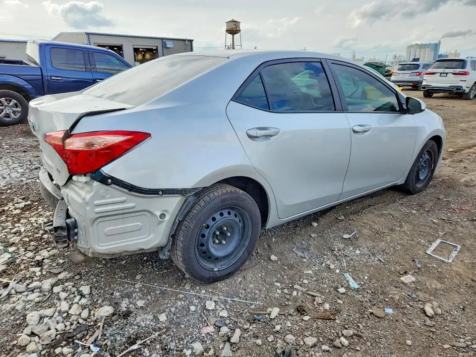 2018 TOYOTA COROLLA LE  