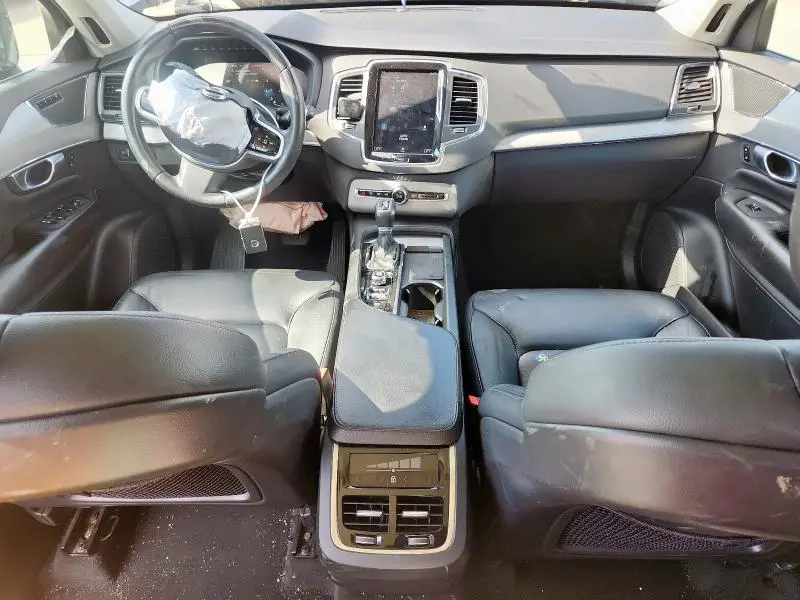 2021 VOLVO XC90 T5 MOMENTUM  