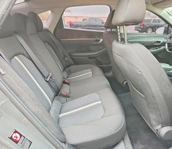 2020 HYUNDAI SONATA SE  