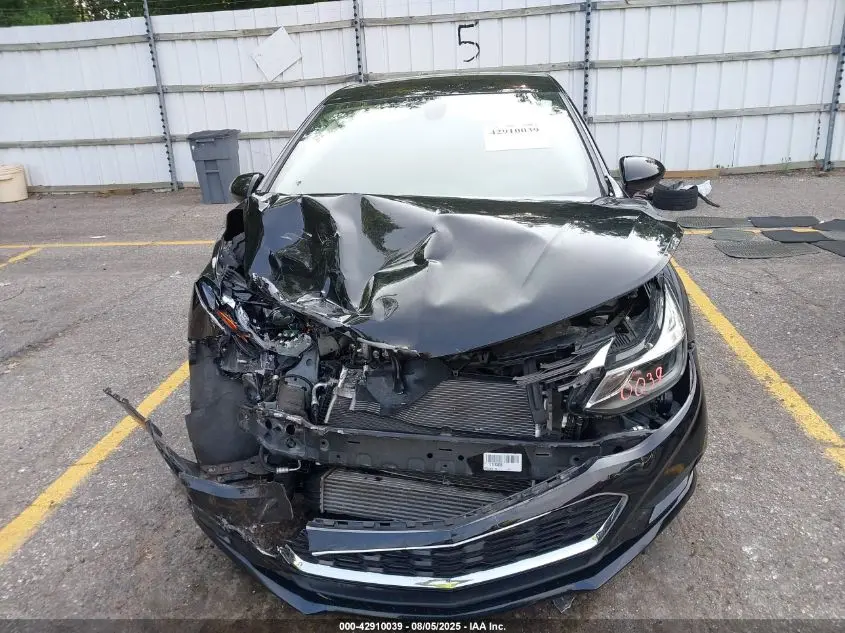 2017 CHEVROLET CRUZE LT AUTO