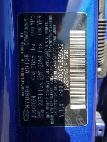 2024 HYUNDAI ELANTRA SE  