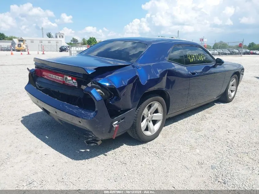 2013 DODGE CHALLENGER SXT