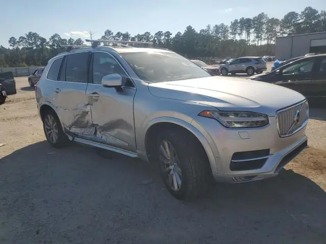 2017 VOLVO XC90 T6