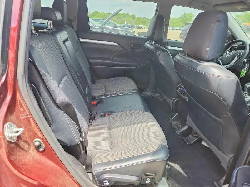 2019 TOYOTA HIGHLANDER LE PLUS  