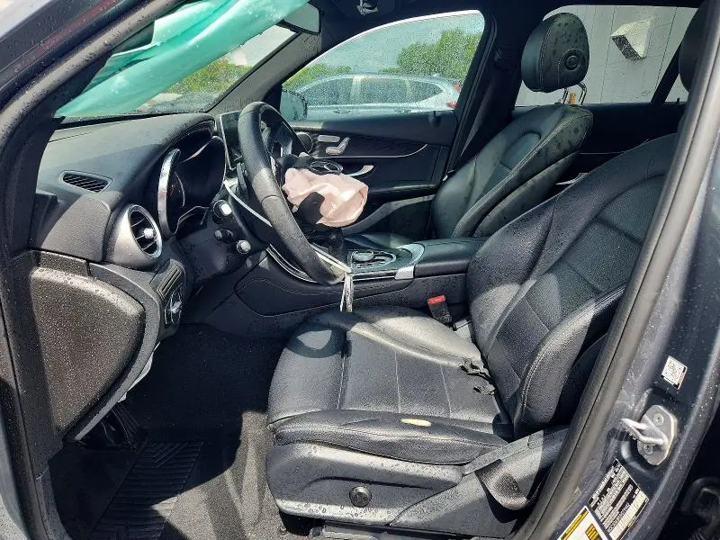 2018 MERCEDES-BENZ GLC 300  