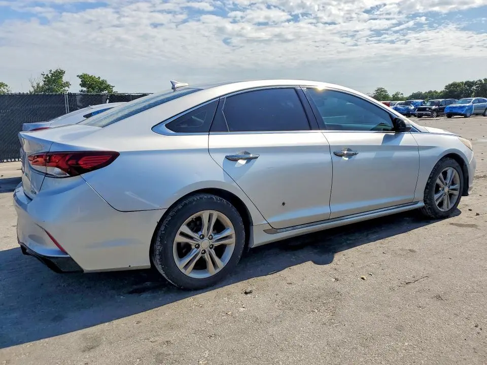 2018 HYUNDAI SONATA SPORT  