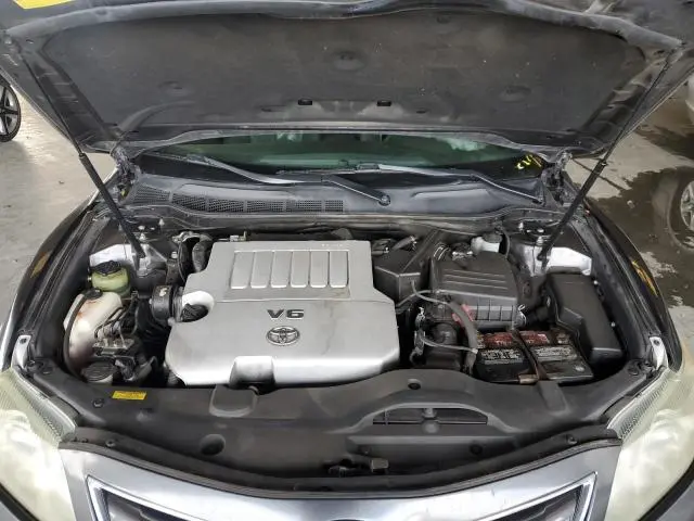 2010 TOYOTA CAMRY SE  