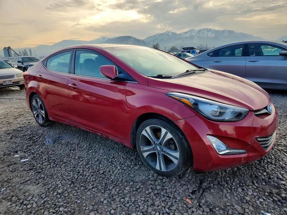 2015 HYUNDAI ELANTRA SE  