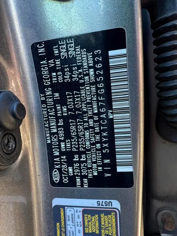 2015 KIA SORENTO LX  