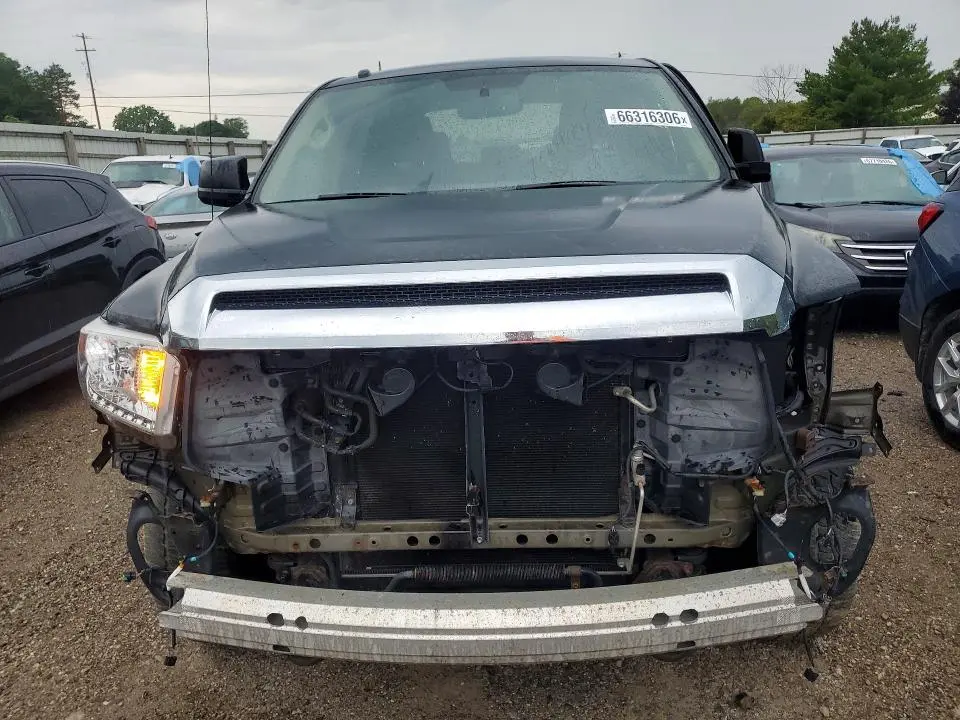2016 TOYOTA TUNDRA SR5  