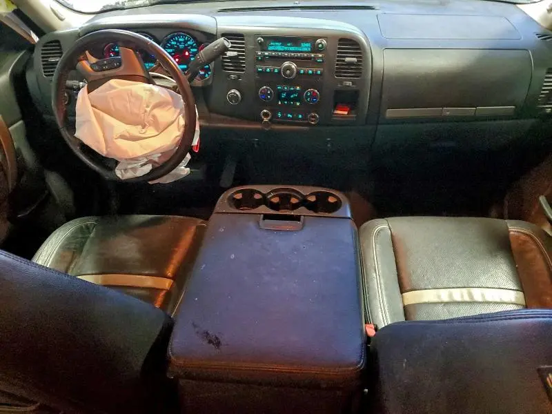 2011 CHEVROLET SILVERADO K1500 LT  