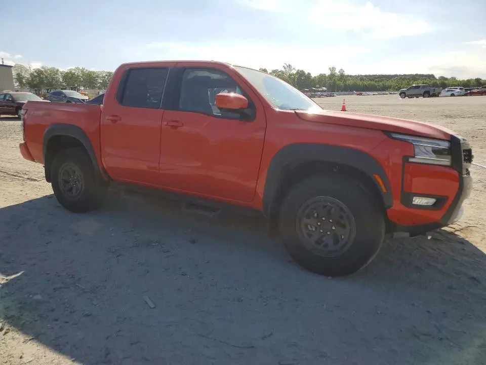 2025 NISSAN FRONTIER PRO-4X  