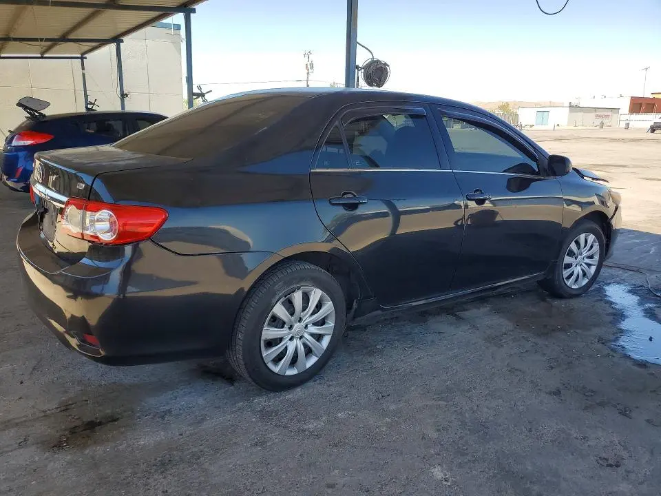 2013 TOYOTA COROLLA LE  