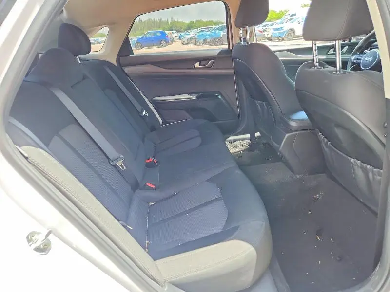 2021 KIA K5   
