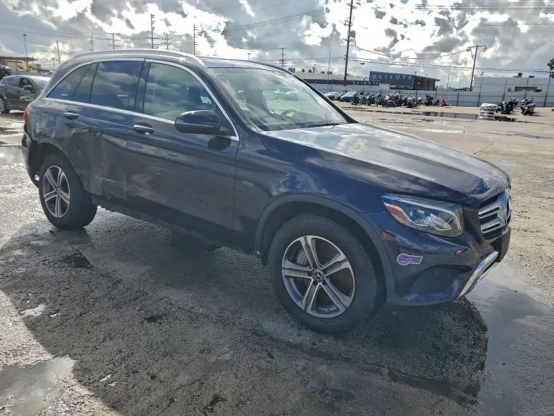 2019 MERCEDES-BENZ GLC 350E  