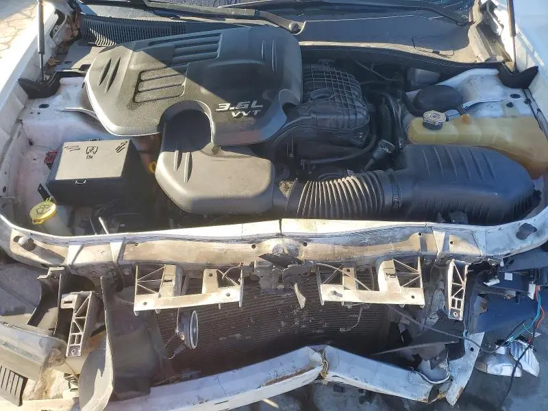 2012 DODGE CHARGER SXT  