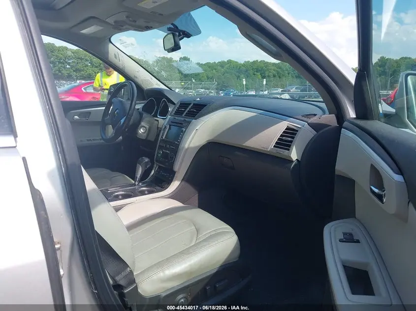 2010 CHEVROLET TRAVERSE LTZ