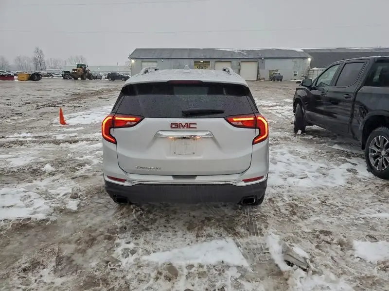 2018 GMC TERRAIN SLT  