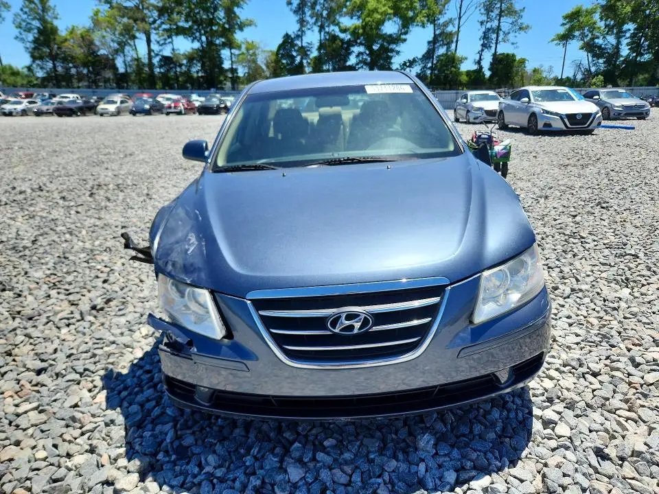 2010 HYUNDAI SONATA GLS  